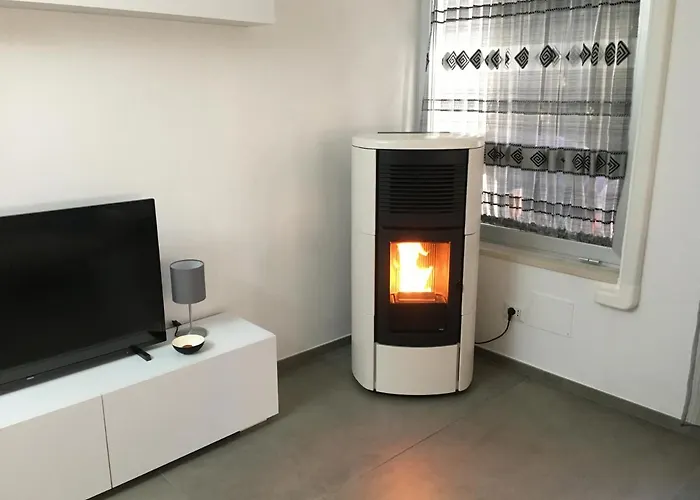 בית נופש Kalendoola's לצ'ה