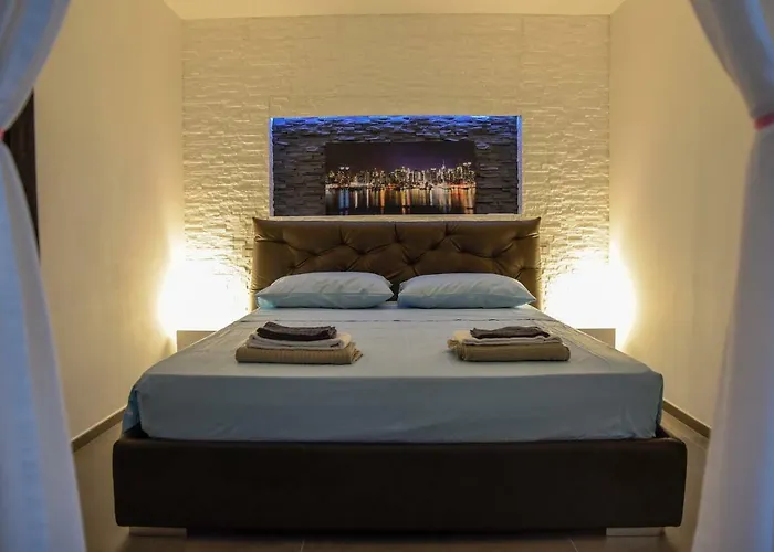 Kalendoola's לצ'ה