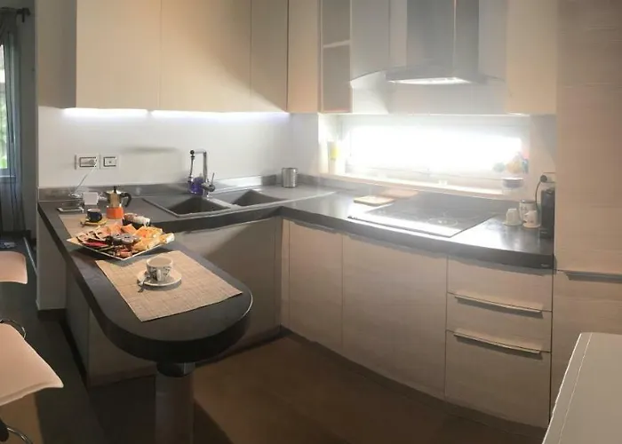 בית נופש Kalendoola's לצ'ה