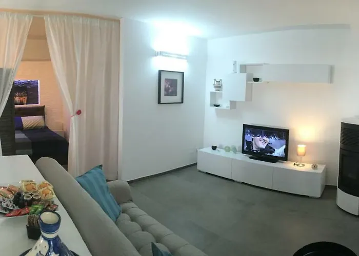 Kalendoola's לצ'ה