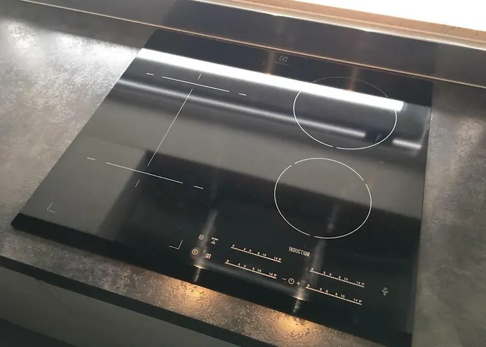 Kalendoola's לצ'ה